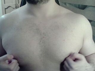 Virgin powerful camboy flexes and dances