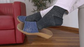 Calzini, ciabatte e faccende domestiche - Socks, slippers, and housekeeping #2 ( SOCKS )