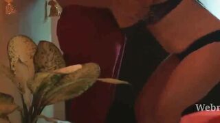 Indian Desi Girl Next Door - Exotic Dancer Shows Off Her Moves In A Bollywood Club