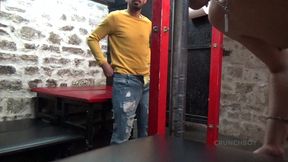 salope baise par un mec tbm en backroom