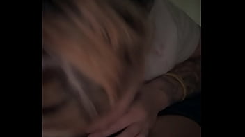 G&uuml_erita gordibuena le encanta chupar hasta sacar mi leche