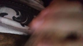 Me hago una paja al lado de mi tia