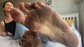 Your reward is my DIRTY FEET JOI