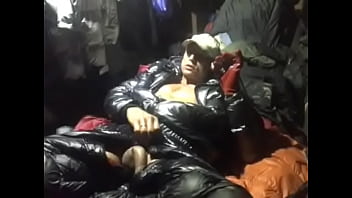 Sk&oacute_ra i puffy fajki zabawa z bombet