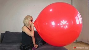 Kia overinflate giant red balloon (HD)