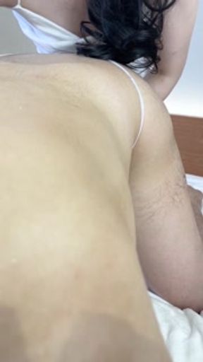 [Japanese Hentai Massage][Smartphone point of view]Hand job by a slender beautiful woman날씬하고 아름다운 여자