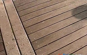 Urlauberin blaest mir einen auf der Seebruecke Scharbeutz