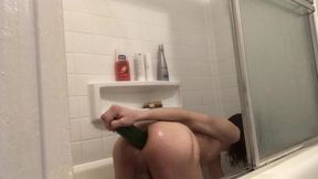 Fisting my tight ass and trying to fit a hard, thick zucchini