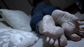 The Cheesy Smell Attracts You - LaCreme
