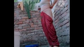 Hot Sexy Girl Very Sexy Girl Is Taking Bath While Bathing Our Stepbrother Came Had to Turn off the Camera Again