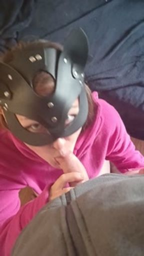 Fleecejacket Blowjob makes him cum a huge load