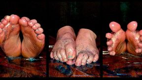 BBW Oily Foot Worship POV - Watch as The Glitter and Oil Shimmer All Over My Big Wide Wrinkled Soles and Perfectly Pedicured Toes While I Sit in My Tight Black Leggings - No Talking - SweetFootWork