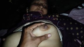 18 Years Old Hot Bengali Desi Bhabhi Ke Hot Boobs And Tight Pussy, Bhabhi Ki Saat Chudai Kar Piri Raat Chota Bhabhi Ki Room Mein
