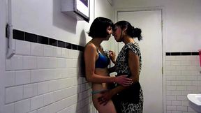 beretta james and coral aorta lesbian masturbation