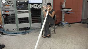 Sushii Tests a PVC Didgeridoo (MP4 - 1080p)