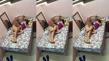 LOIRA ADORA HOMEM COROA QUANDO VÊ UM FICA MOLHADINHA
