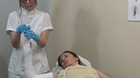 Noemi long arm cast making