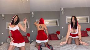 a ton avis il se passe quoi sous sa robe ? il parait que la mere noel ne ...