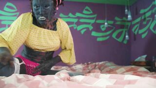 cosplay TS - anal solo play - tattooed ladyboy use dildos in her asshole