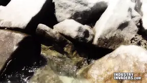 Rockin' Miami beach with a gorgeous girl