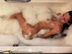 Petite small tit babe with perfect pussy masturbates
