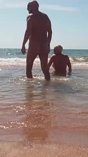 Memorable moment from &quot;Swimming naked&quot;