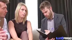 Emma Et Stepson Mari, Libertins Assumes, Baisent Avec Larchitecte Dinterieur