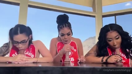Blowjob contest: Her google drive folder, 250 OF Her videos =  https://rentry.co/gfy3xnh8