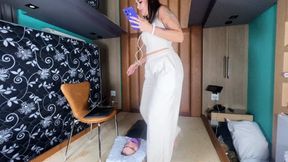 MILF GODDESS SITTING, IGNORING AND WORK part 1 BY NICOLLY AND DANIEL SANTIAGO CAM BY DANI FULL HD