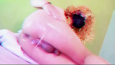 I got a little messy with whipped cream&hellip_ and couldn&rsquo_t stop (Trailer) - Maddy Diamond
