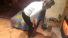 busty milf wants a nice big cock in the ass