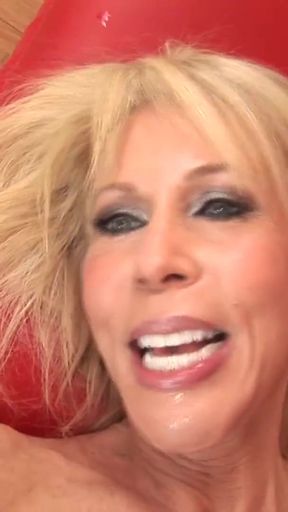 Thrilling moment from &quot;Enkel fickt willige Oma&quot;