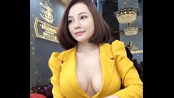 Sexy Vietnamese C&ocirc_ ấy l&agrave_ ai?