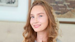 Cute soloing teen angel Claire Roos is playing with her crack