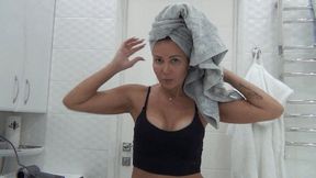 I dry my long hair with towel and with fen 2d