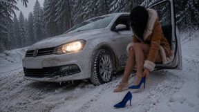 THE MYSTERY LADY IN WOLFORD 40 DEN PUTS NEW HEELS TO THE TEST Full Video 8 Min 1080