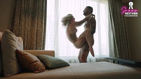 Amateur blonde fucktoy takes big cock deep in missionary