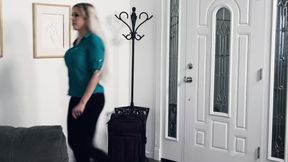Stepmommy's Girl - MILF Nina Elle Offers Stepdaughter Angel Youngs Aria Banks as Her New Stepsister