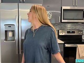 Hawt Cheating Girlfriend Screws Me Home Alone - Khloe Kapri - FantasyPOV