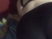MI CACHONDA ME LA CHUPA CUANDO MI TÍA NO ESTÁ