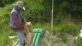 Exhibitionist Pees on the Tits of a Beach Mermaid