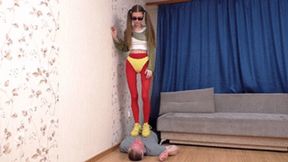 19 yo girl in cosplay outfut and yellow Balenciaga`s steps on guy`s face, vf2860h 720p
