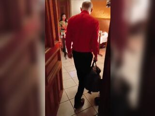 SWEETFLORR un gendarme que me hace un control de rutina. Clip en mi canal