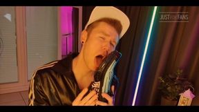 It's Sneaker Likin' Good