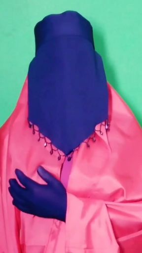 Indian Muslim Girl in Burkha Enjoys Romantic Sex Night   Clip 2