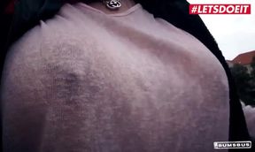 Mia Gun's Hardcore Car Sex Adventure - Big Ass Blonde in Public Action