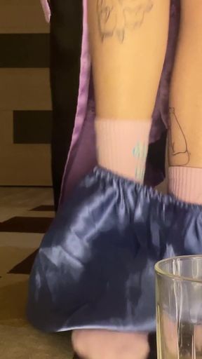 Eva Divas Pee in a Glass