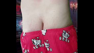 White Feminine Pretty Sissy in Sweet Shorts Booty Dance