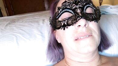 THICK WHITE ALL NATURAL AMATEUR MILF