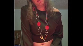 Busty Sissy Cumming